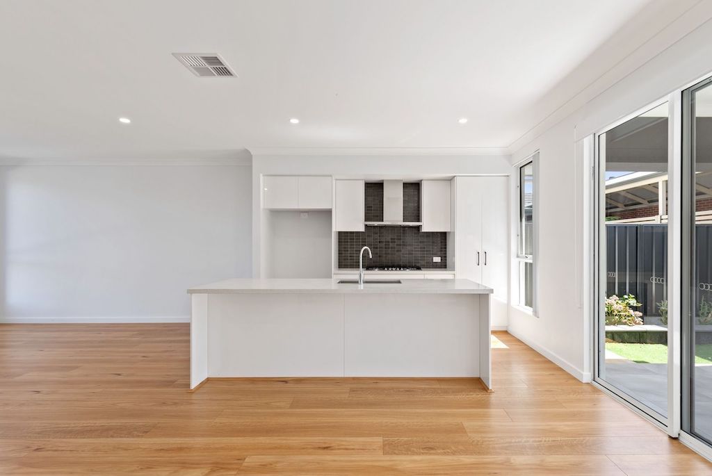 2018293620_3_1_230116_113350-w5000-h3333的副本