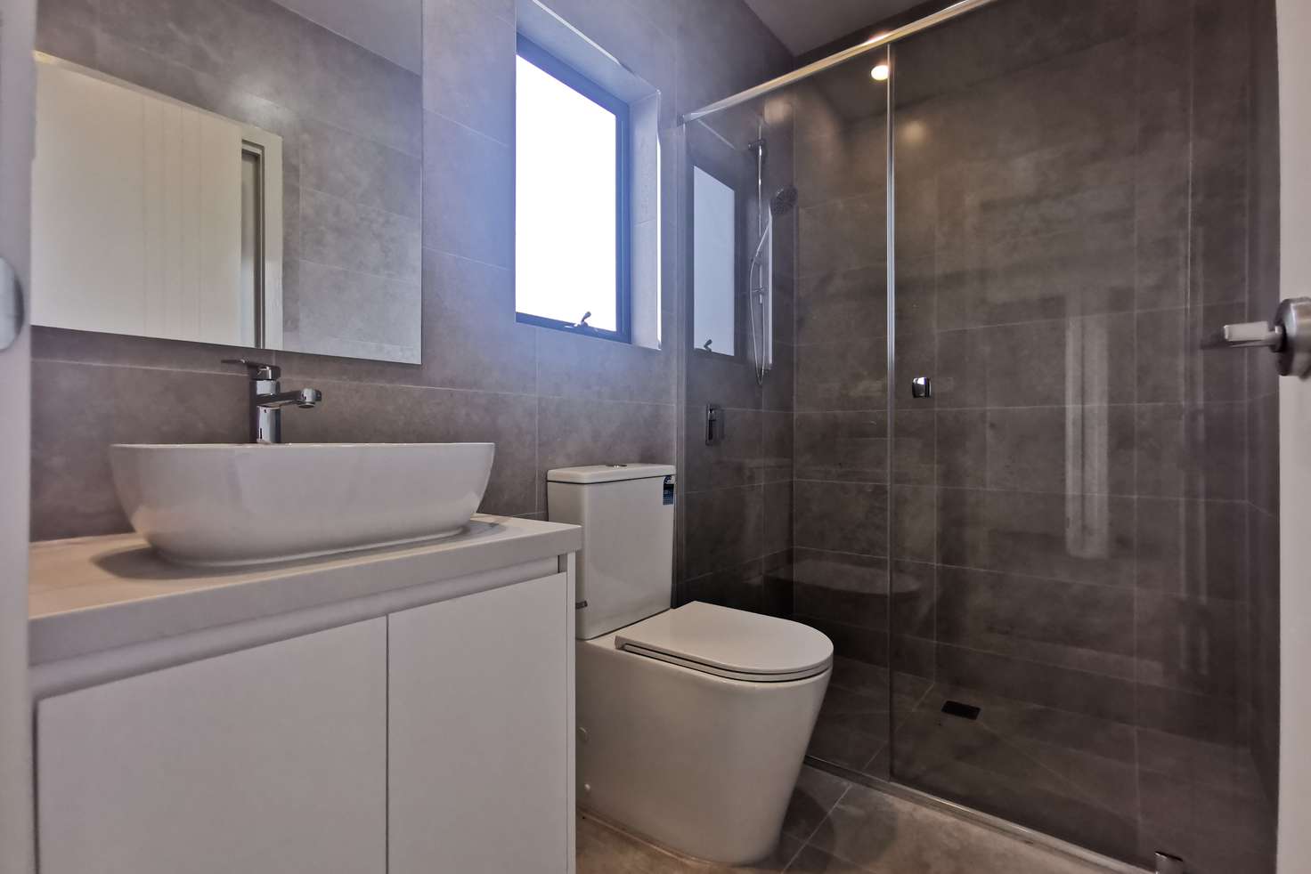 l-PropertyMe-9840858-8